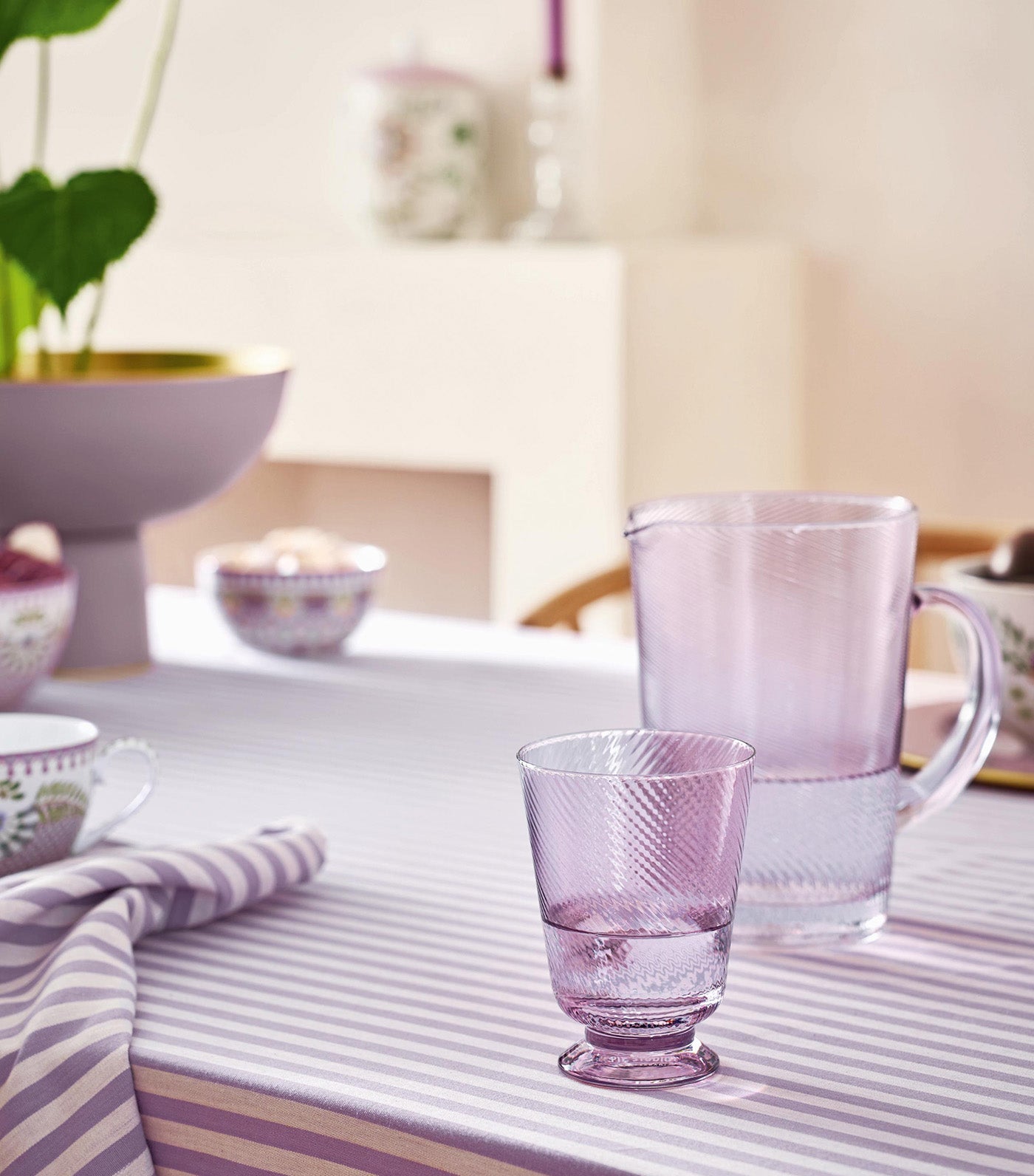 Lily & Lotus Dinnerware Collection