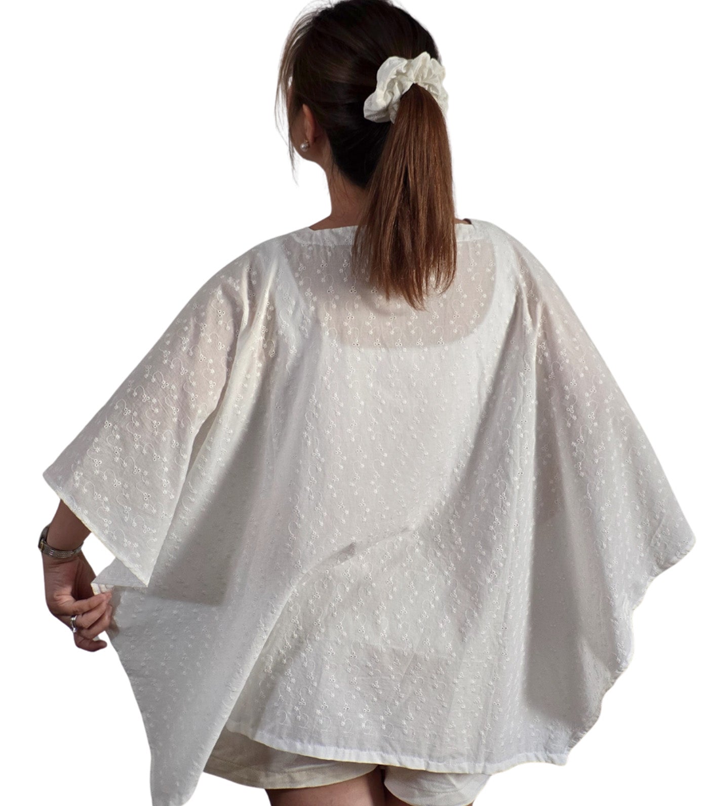 Poncho Nursing Cover with Stiffener Long Sleeves Eyelet