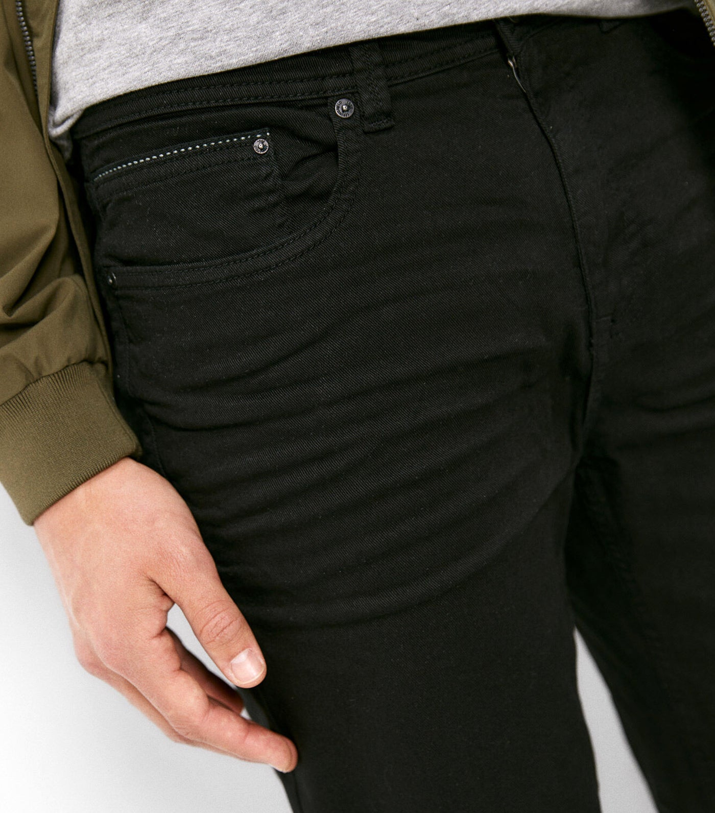 Washed Slim-Fit Five-Pocket Trousers Black