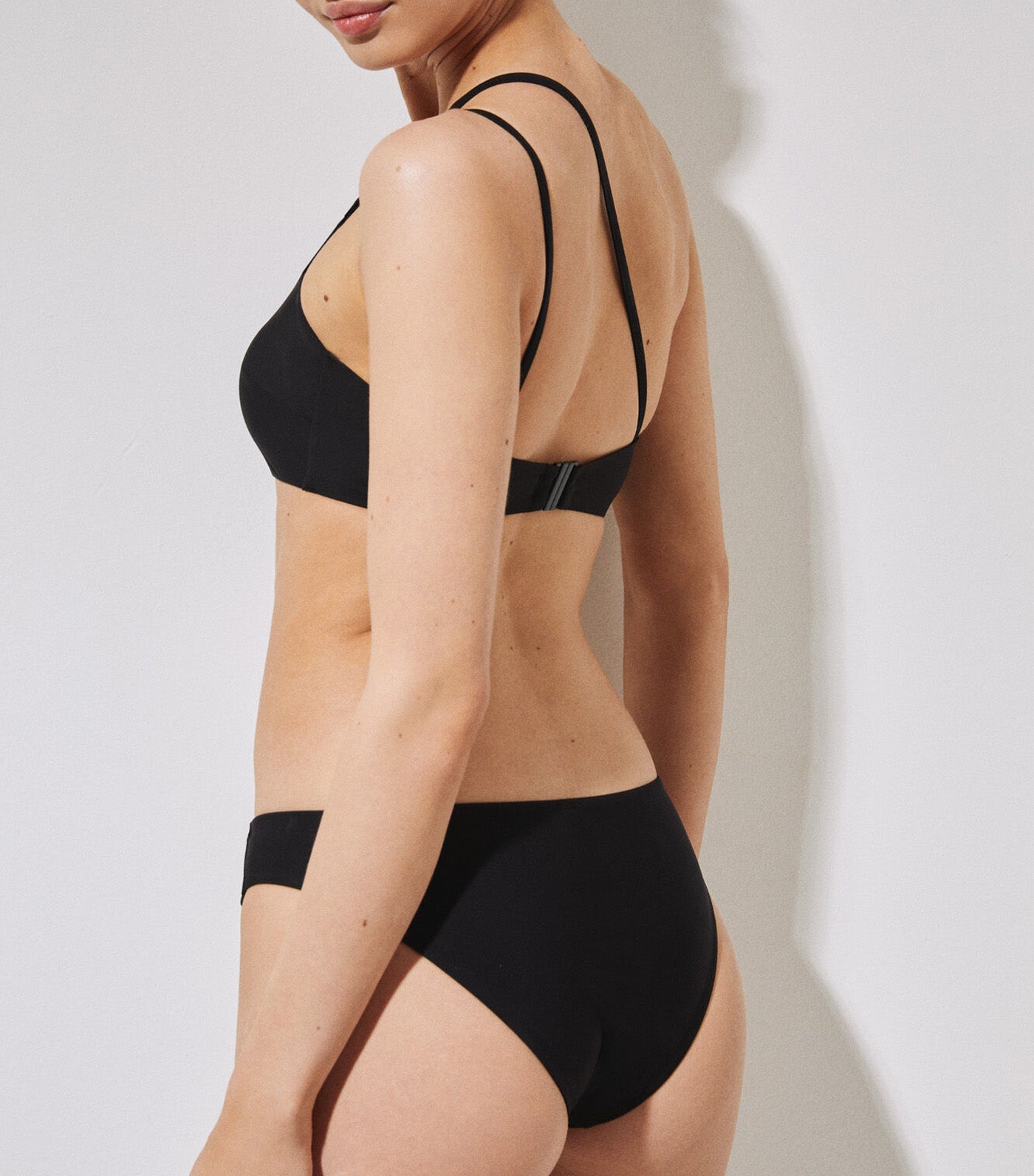 Classic Ring Bikini Bottom Black