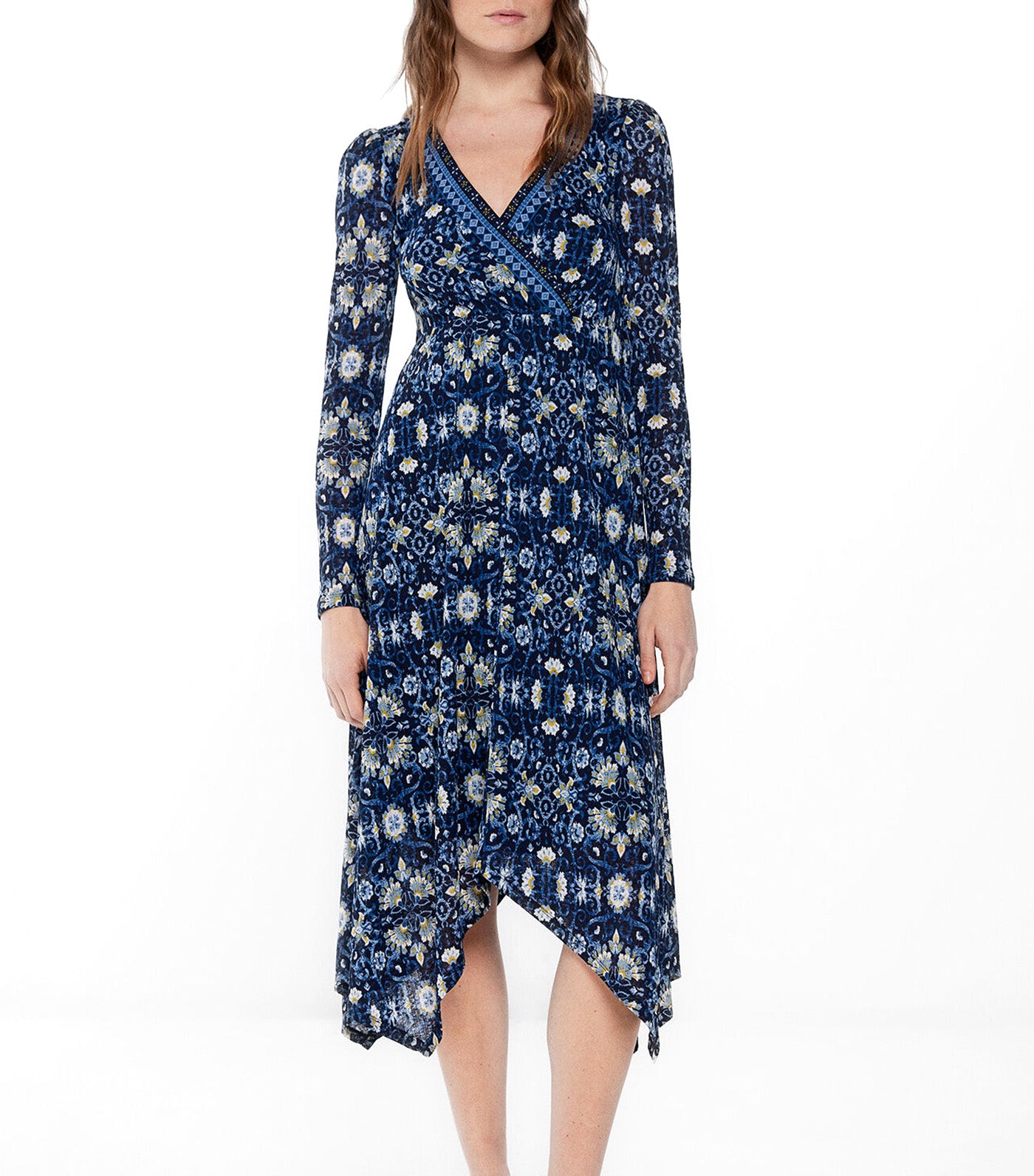 Borders Neckline Midi Dress