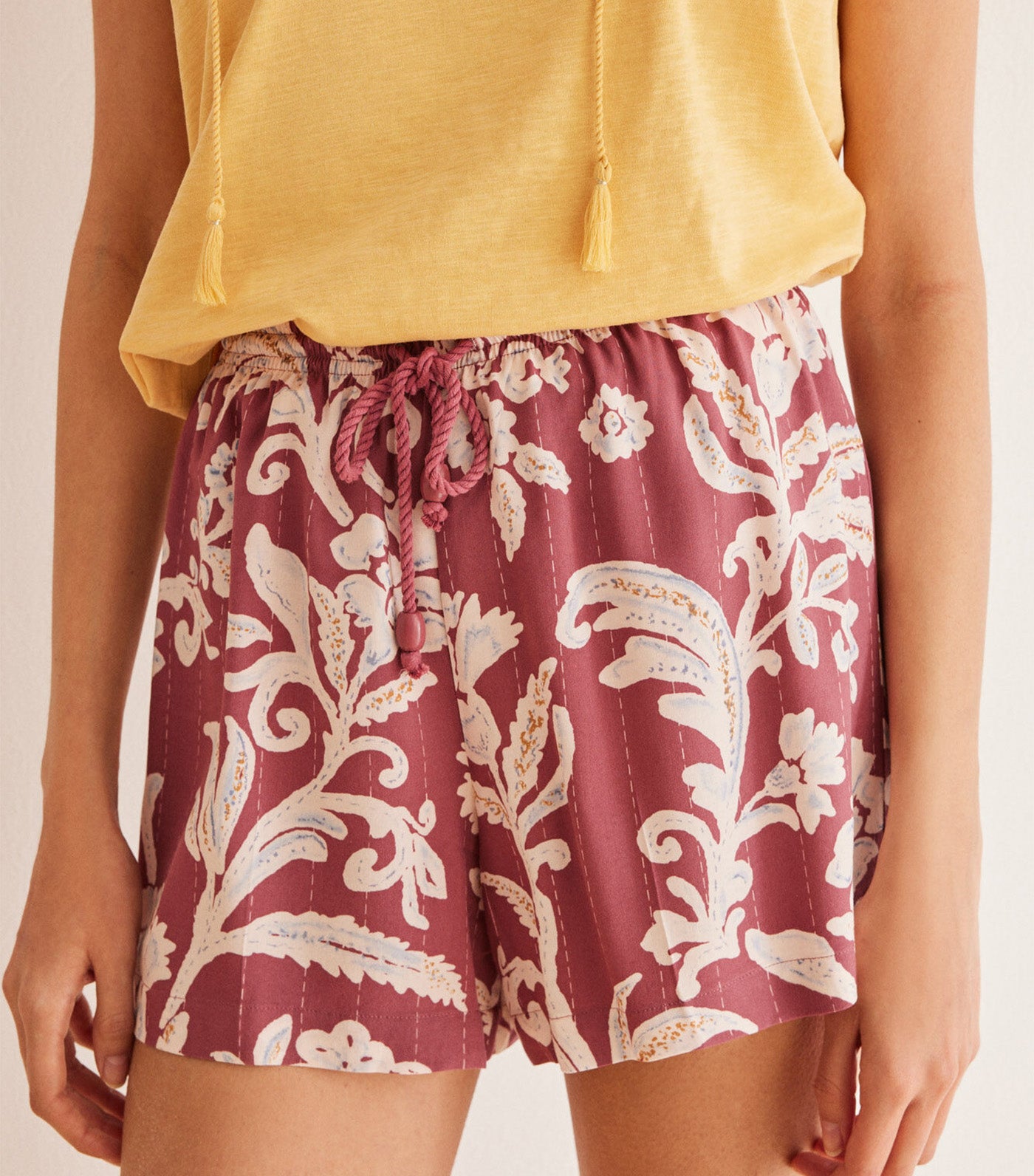 Paisley Viscose Shorts Maroon