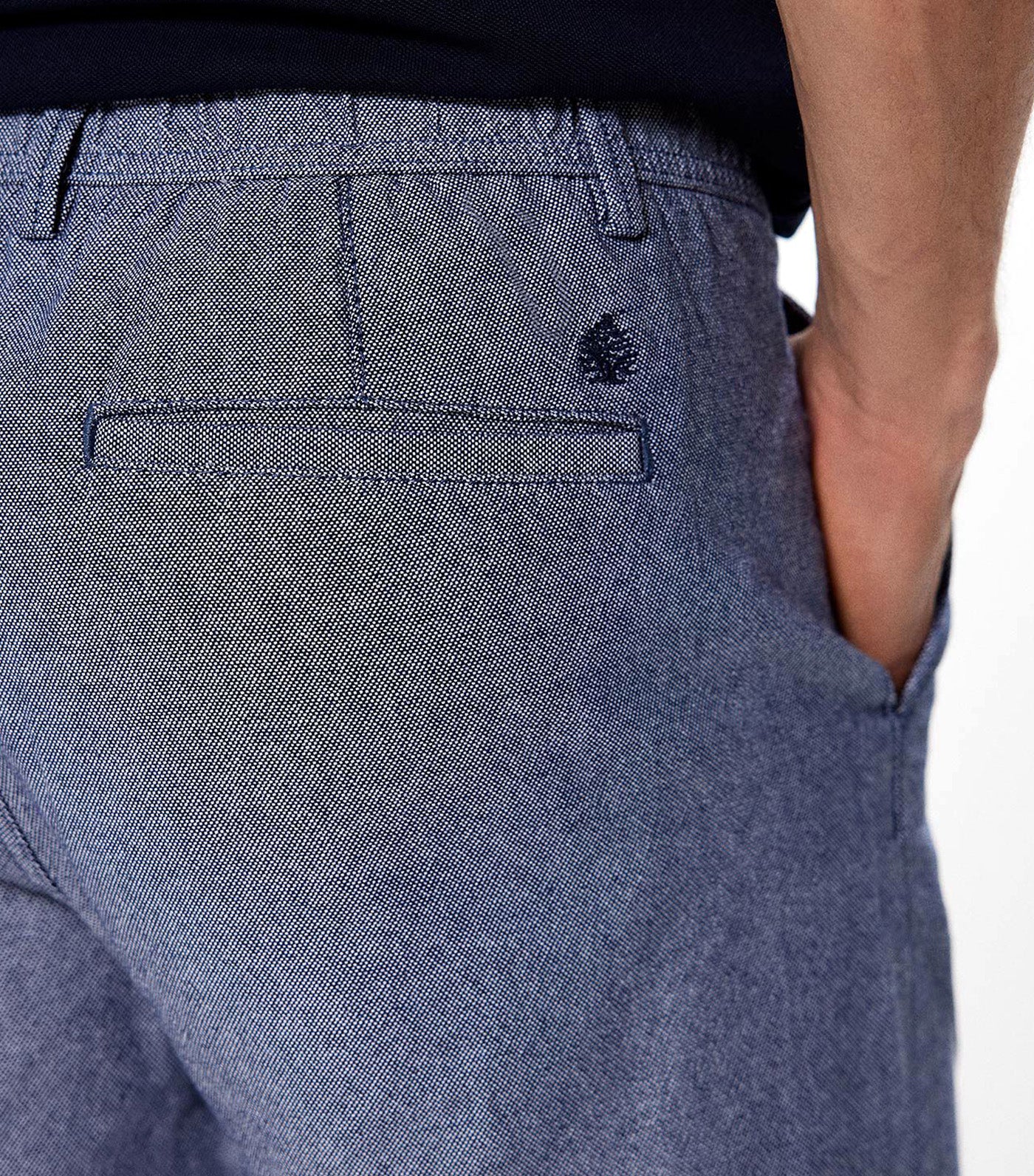 Bermuda Oxford Comfort Fit
Blue