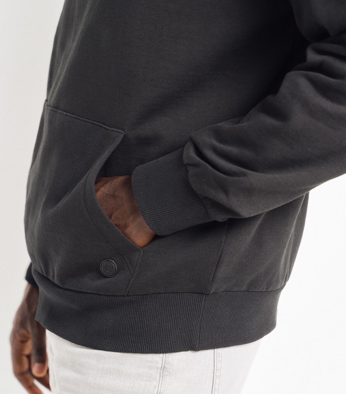 Essential Hoodie Black