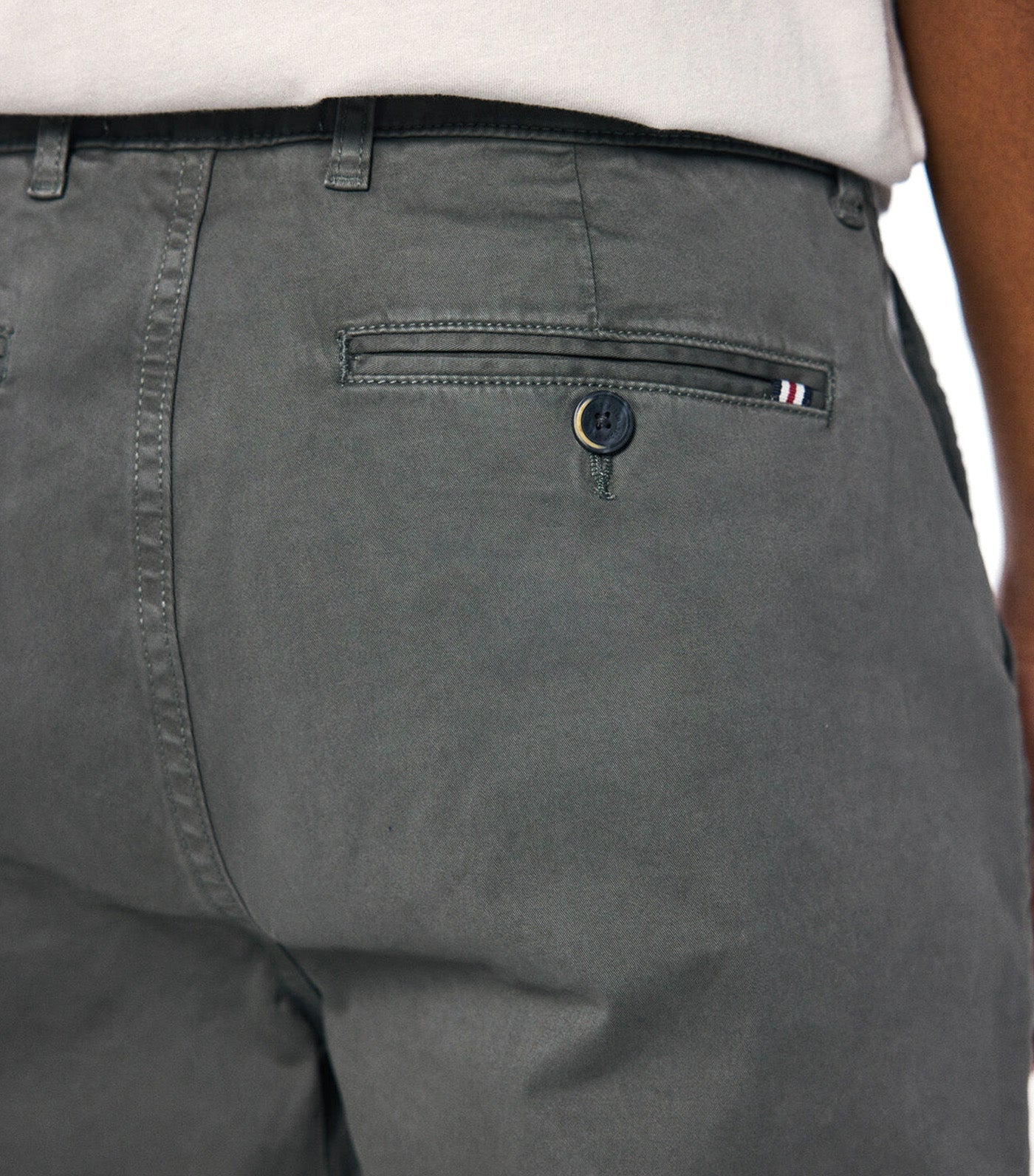 Relaxed Fit Washed Color Chino Pants
Gray