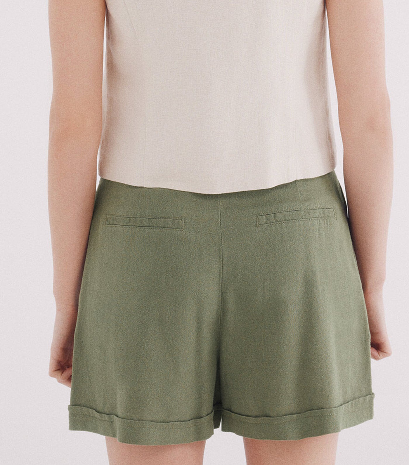 Linen Shorts with Braided Belt