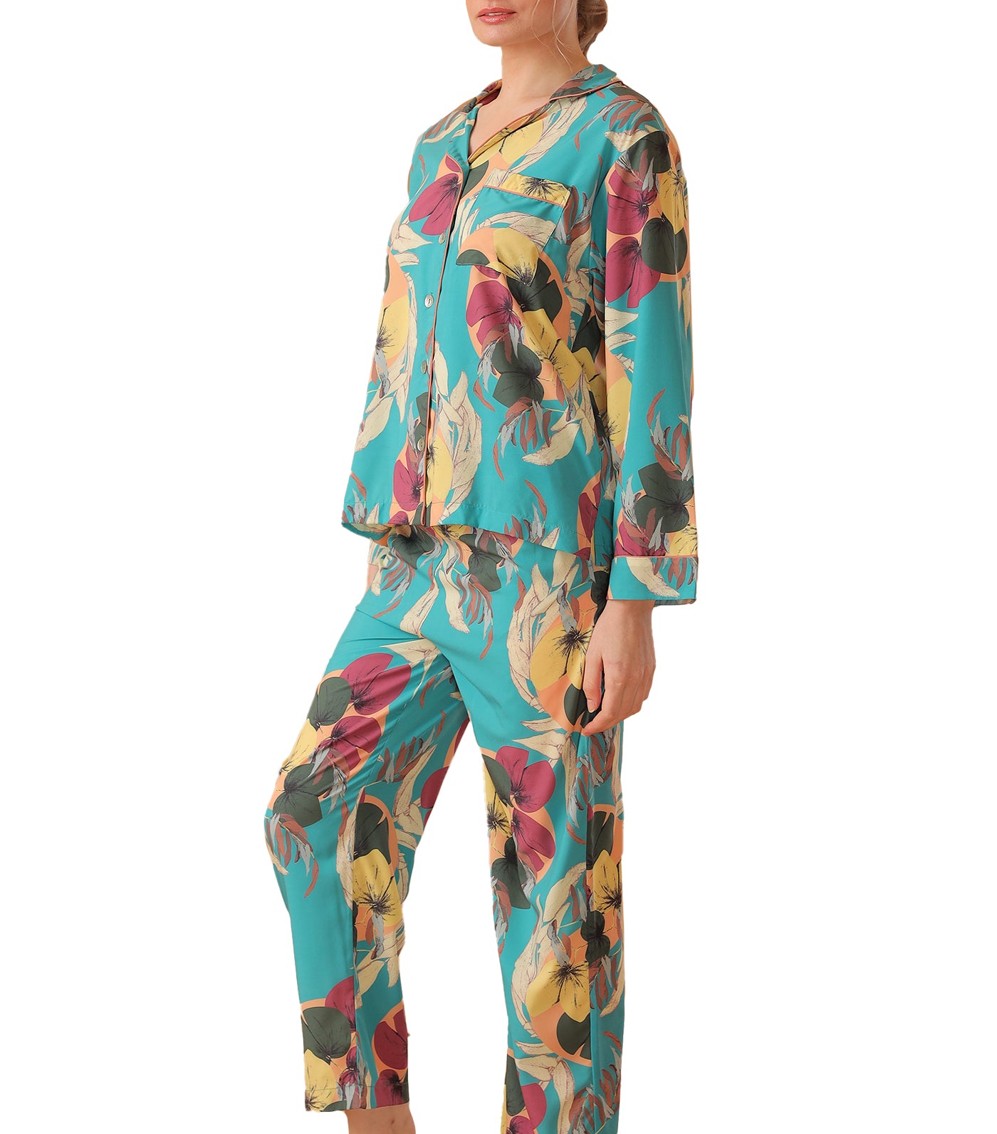 Brana Pajama Set in Blue Multicolor