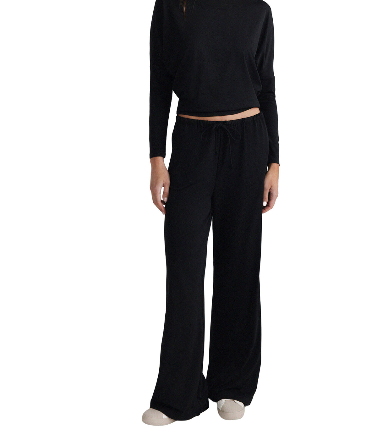 Batwing Long-Sleeved T-Shirt Black