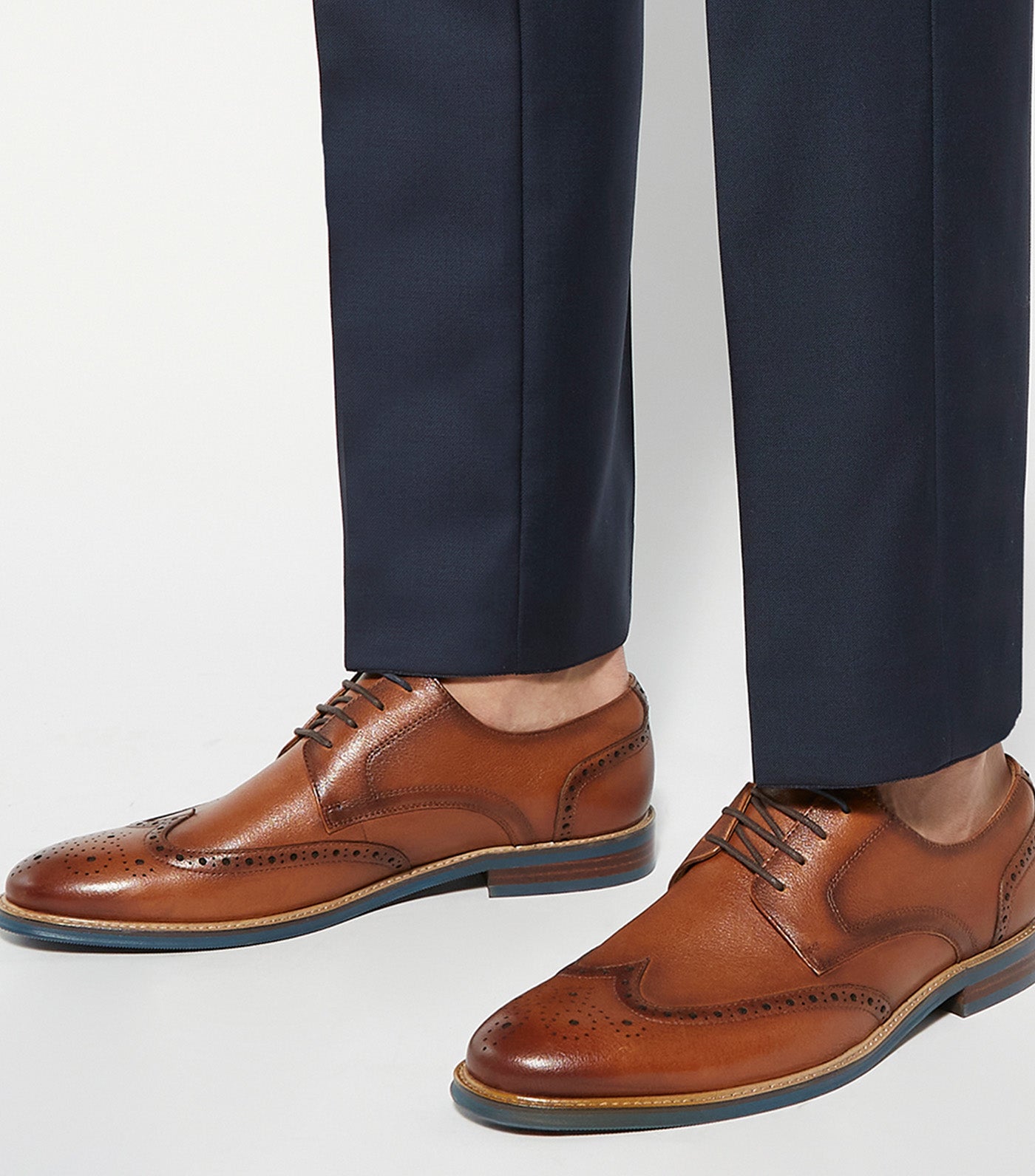 Stanford Brogue Lace Up Contemporary Tan
