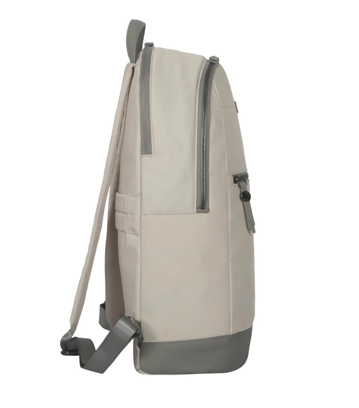 15-16in Ávila Backpack