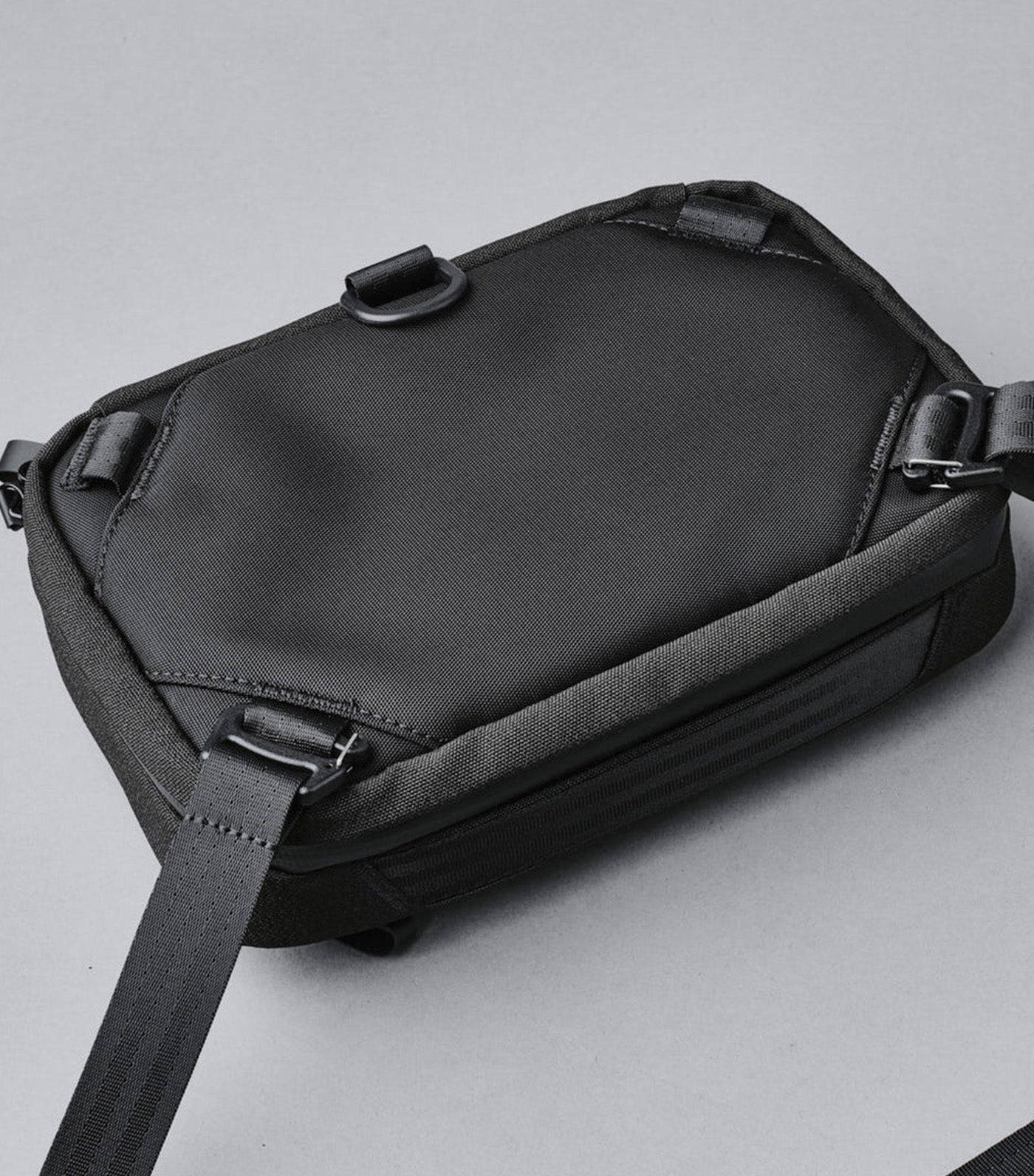 Elements Tech Casev2 - 600D Pet Black