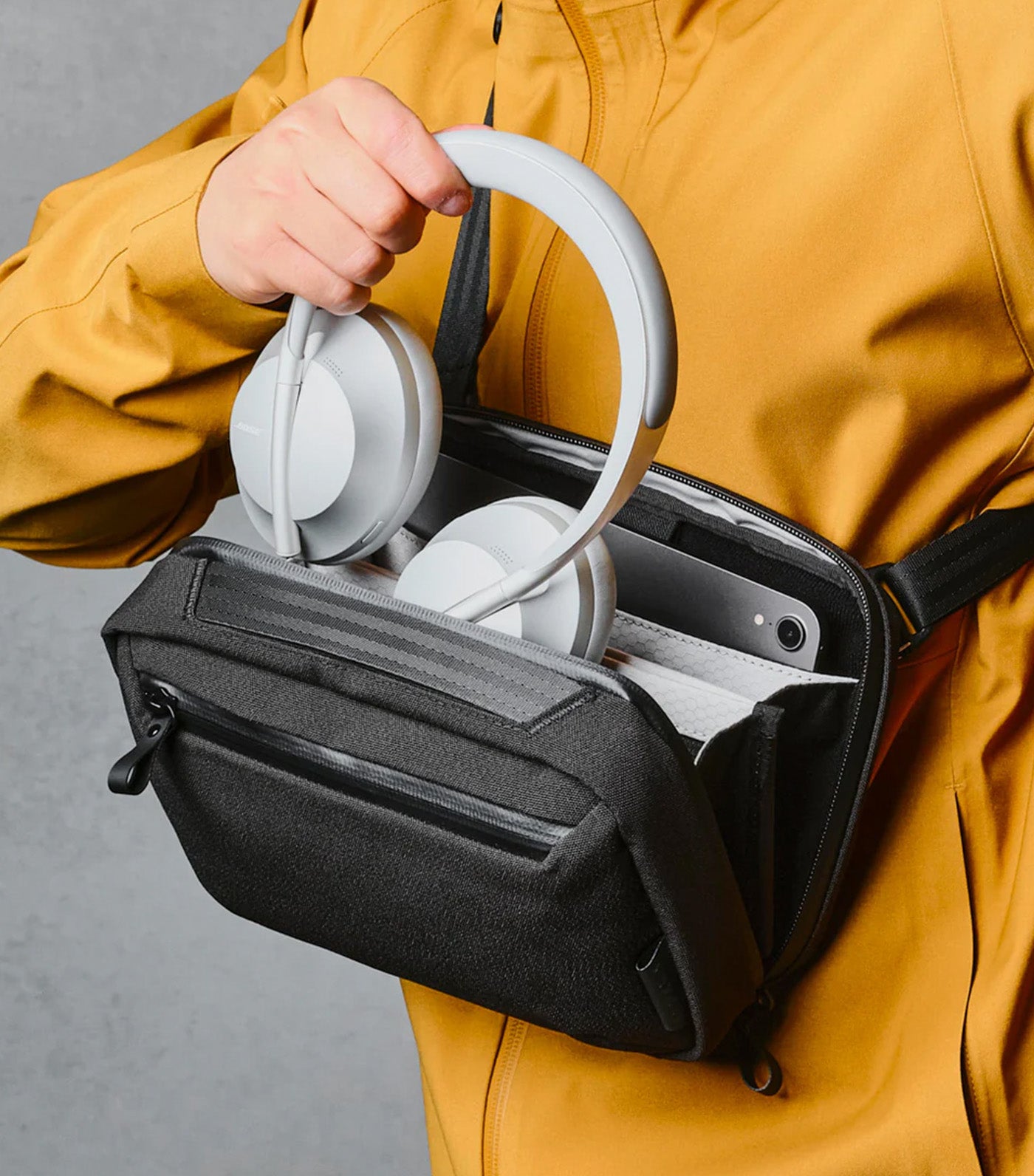 Elements Tech Casev2 - 600D Pet Black