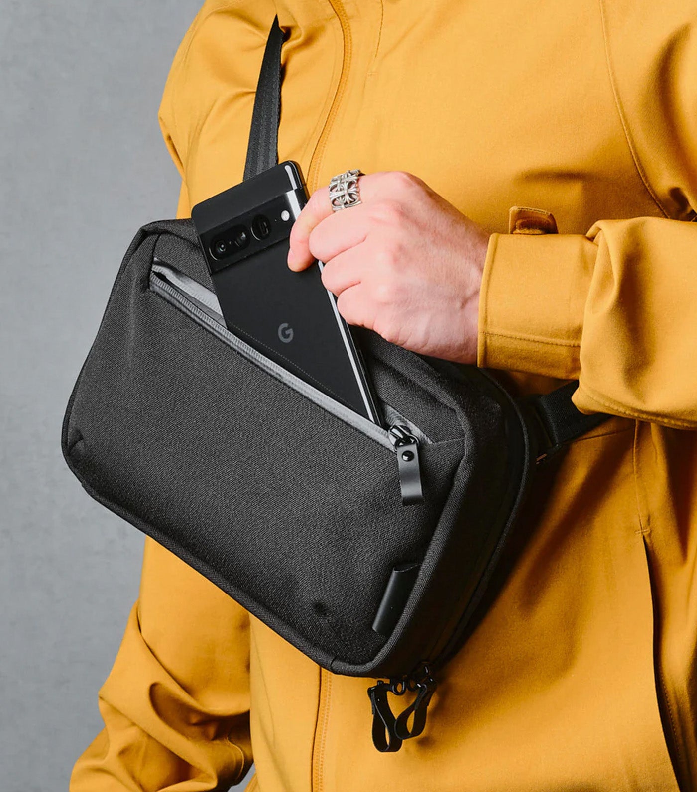 Elements Tech Casev2 - 600D Pet Black