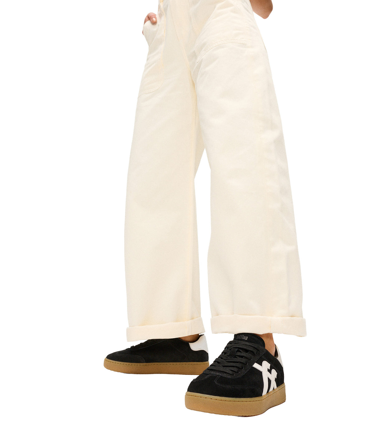 Dash T-Toe Suede Sneakers Black/Urban White
