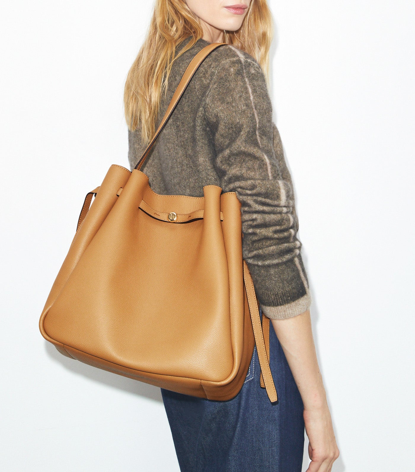 Romy Bucket Bag