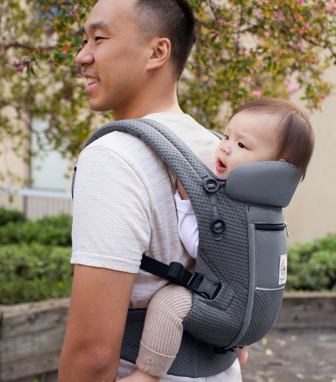 Adapt Soft Flex™ Mesh Carrier