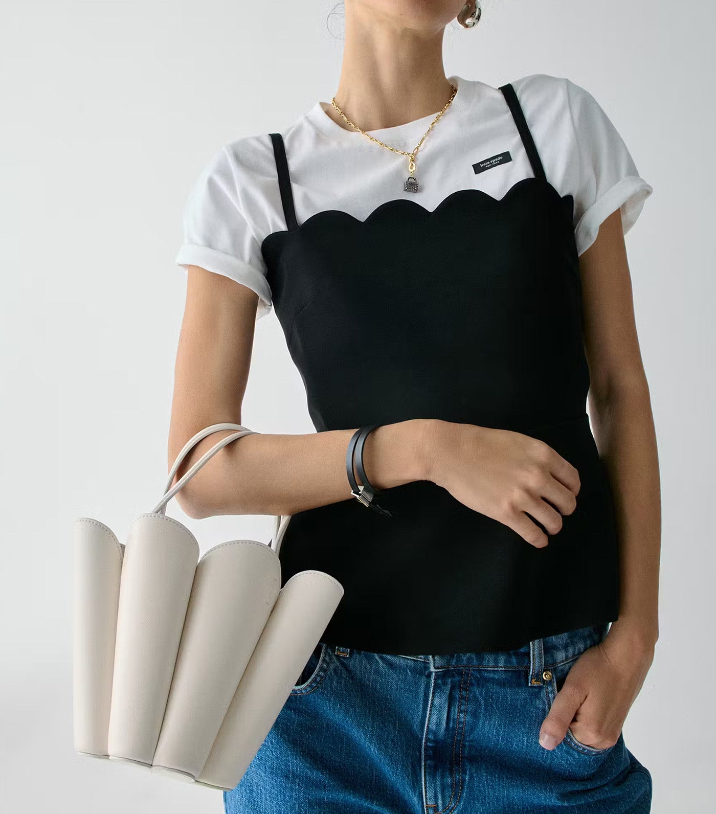 The Spade Flower Bucket Bag Cream