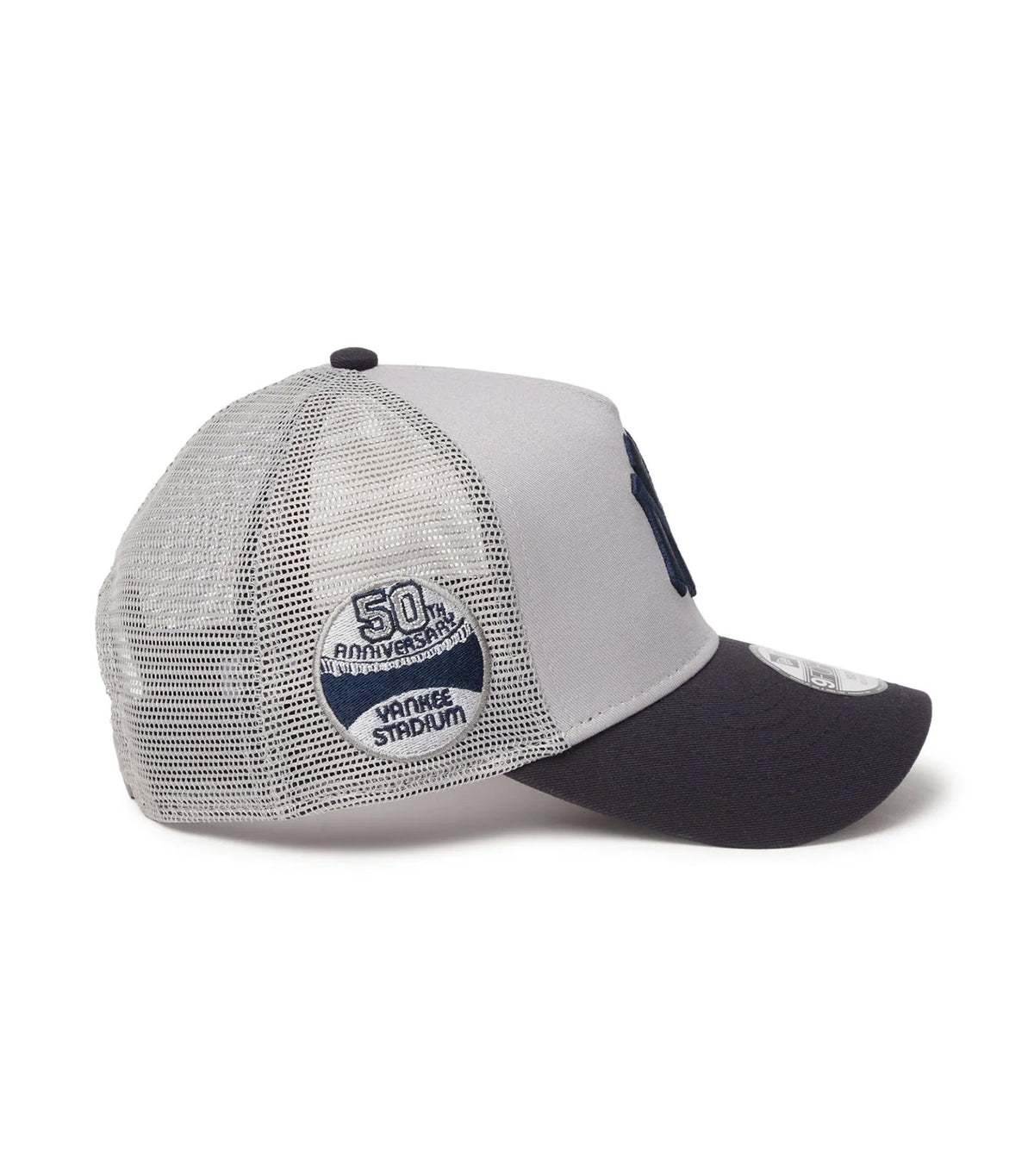 New York Yankees 9FORTY A-Frame Trucker Adjustable Cap Gray/Navy