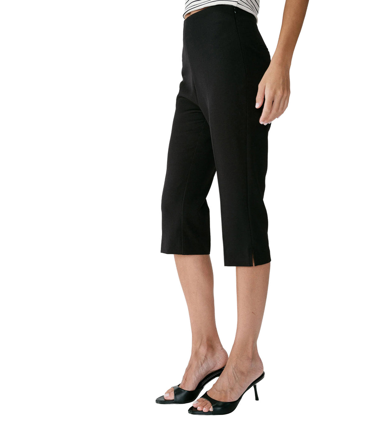 Where Fitted 7/8-Length Capri Trousers Black