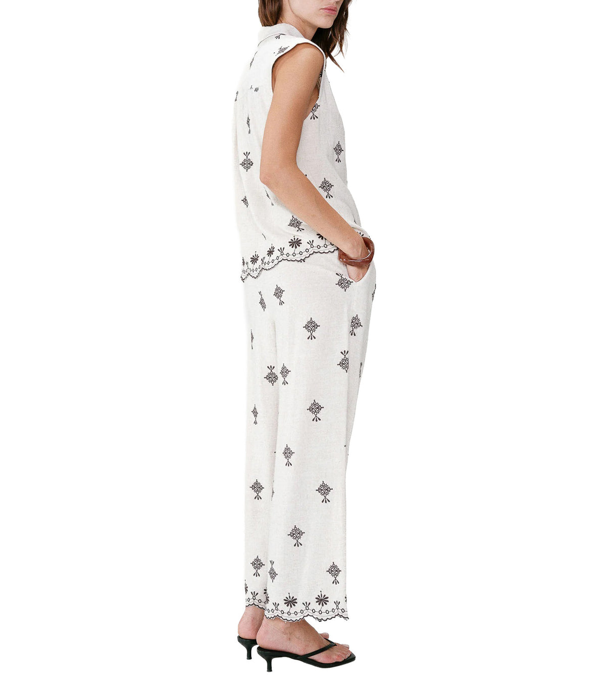 Wisenna Patterned Sleeveless Shirt Chocolate