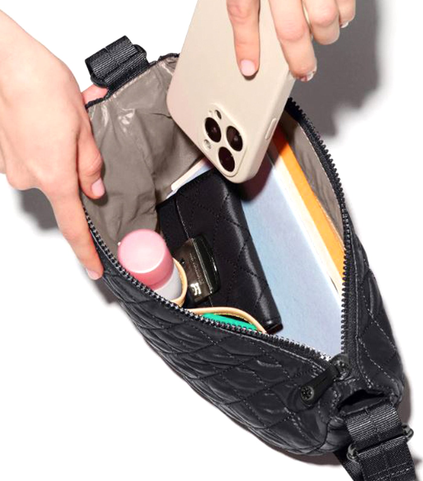 Small Metro Smile Bag Black