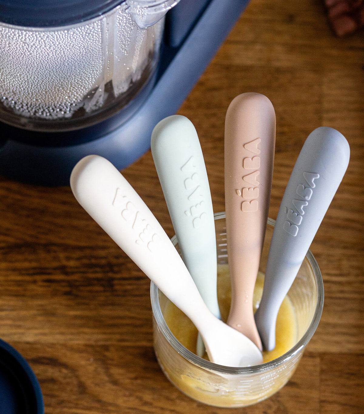 Set of 4 1st-Age Spoons Natural Assorted