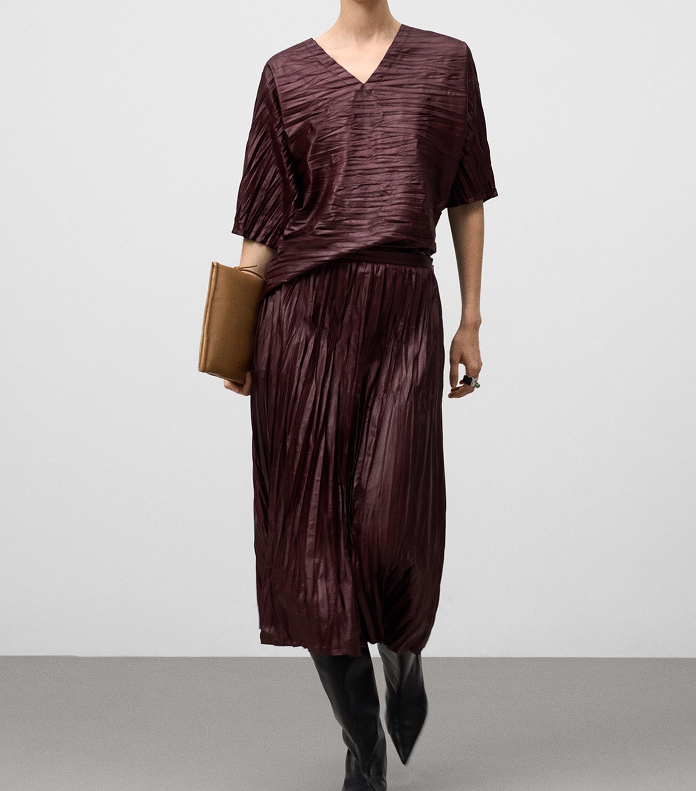 Adolfo Dominguez Leather-Non-Leather Crinkle Skirt Aubergine
