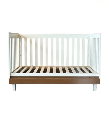 cuddlebug madison 3-in-1 convertible crib white/coffee