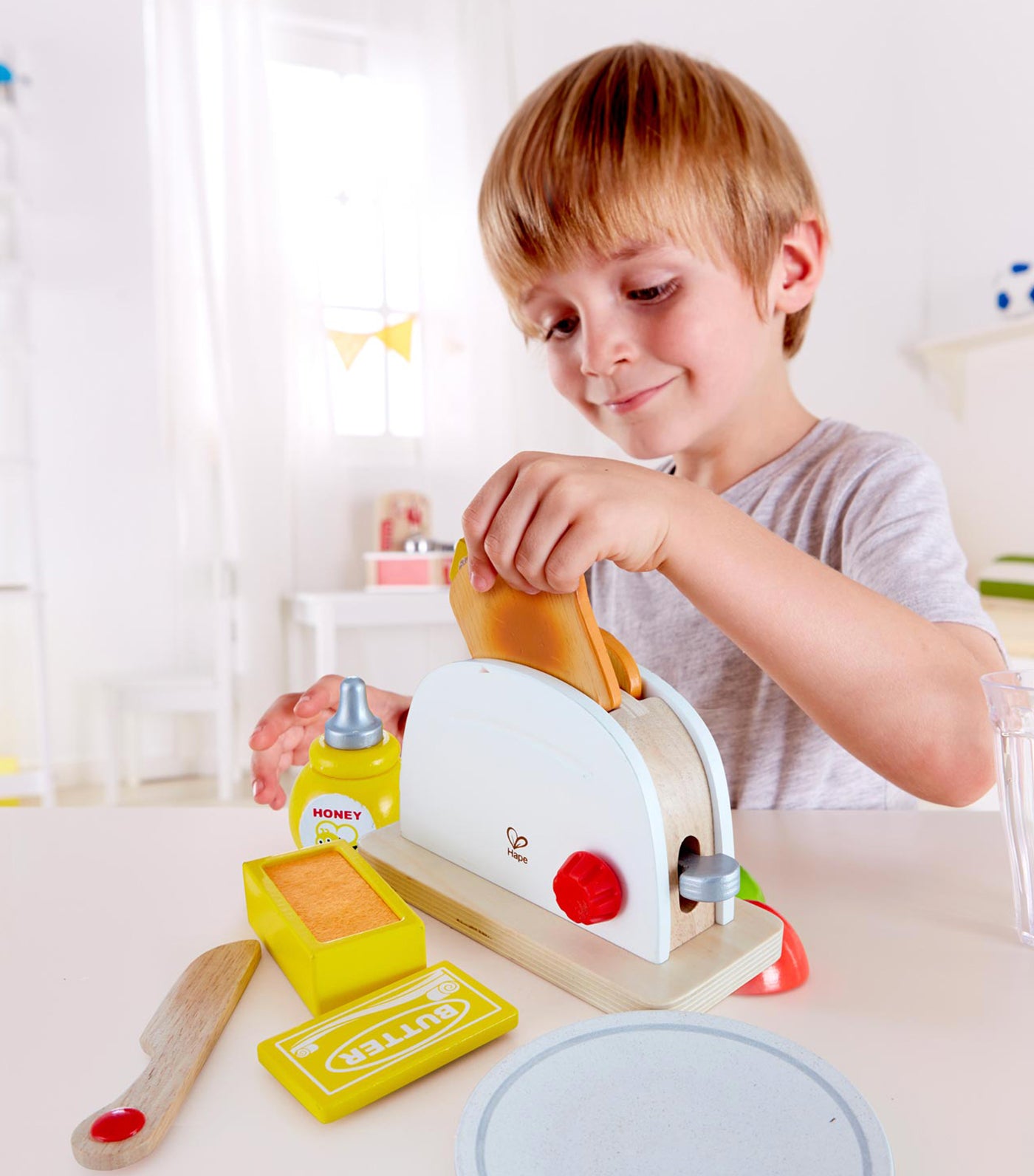 hape pop up toaster set