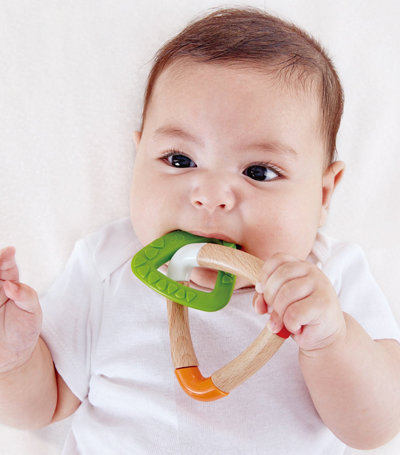 hape double triangle teether