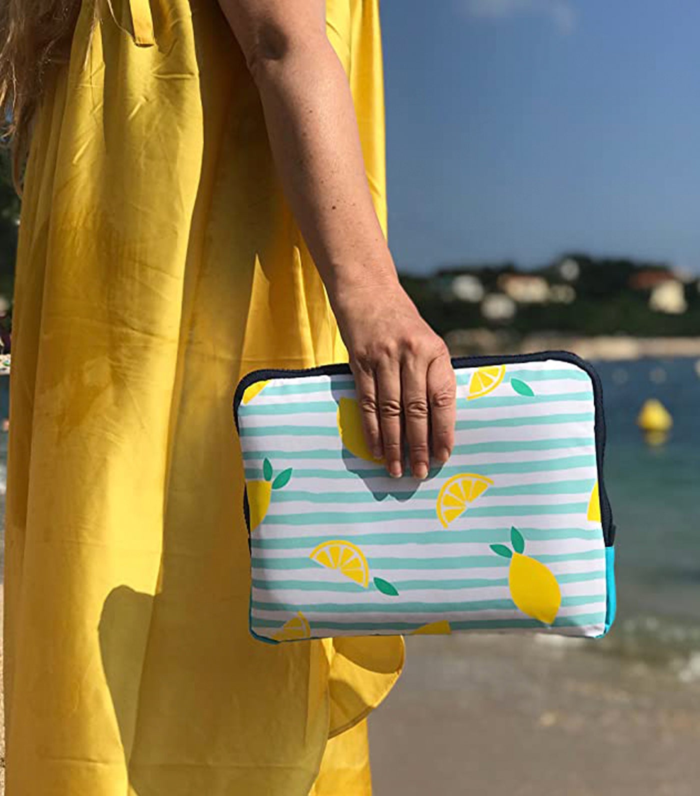 yumbox poche insulated sleeve lunch bag - amalfi lemons