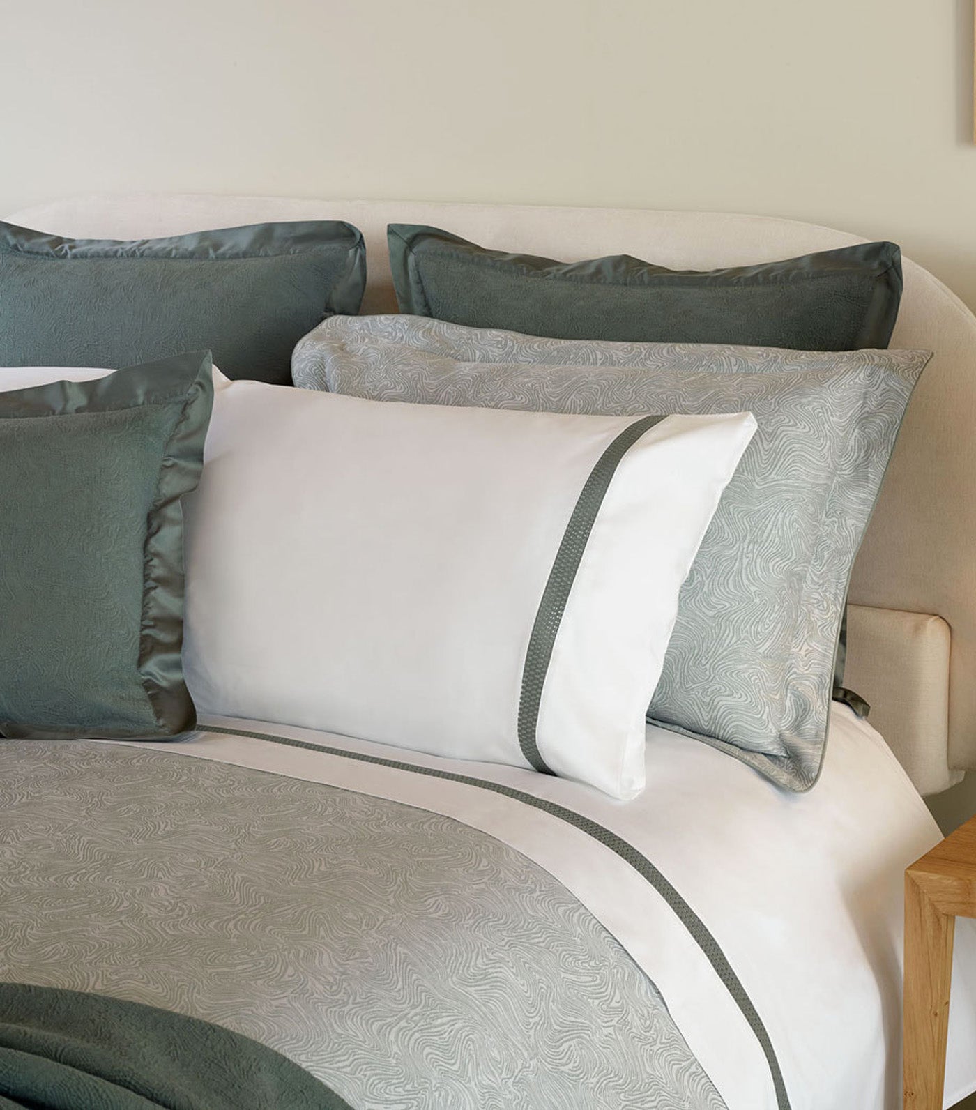 amalia caravela sham pair - pewter/pale grey