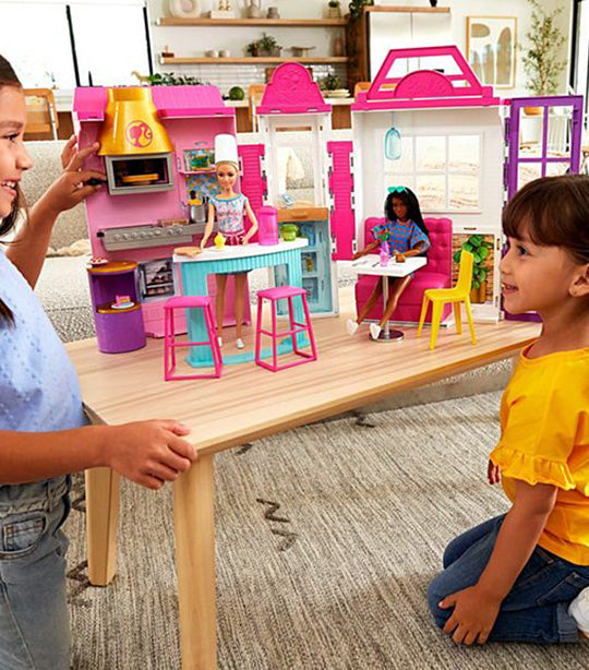 Cook 'n Grill Restaurant with Doll