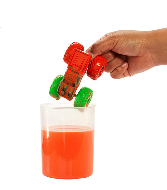 Monster Trucks Color Reveal