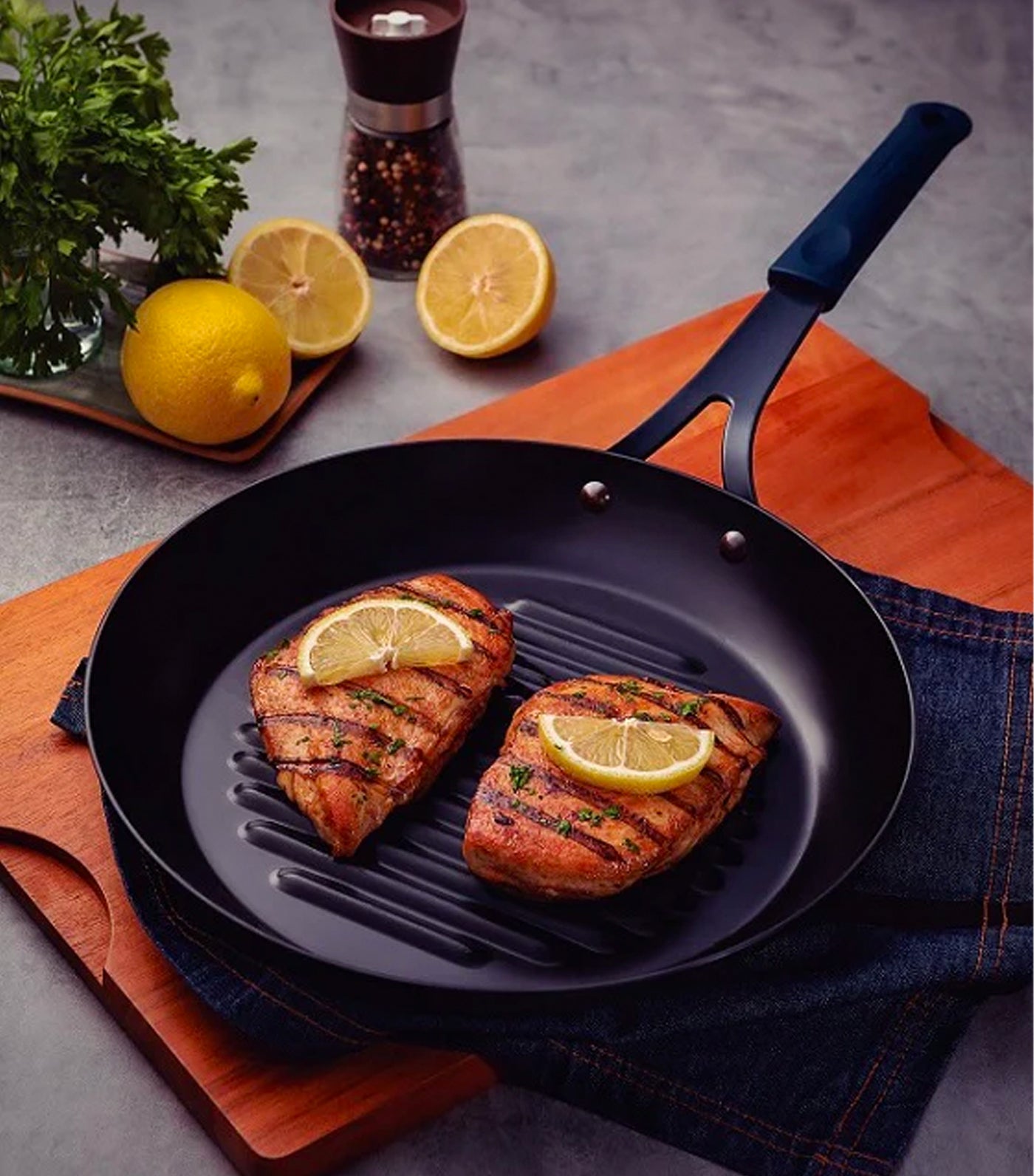 Tramontina Professional Iron Skillet Grill