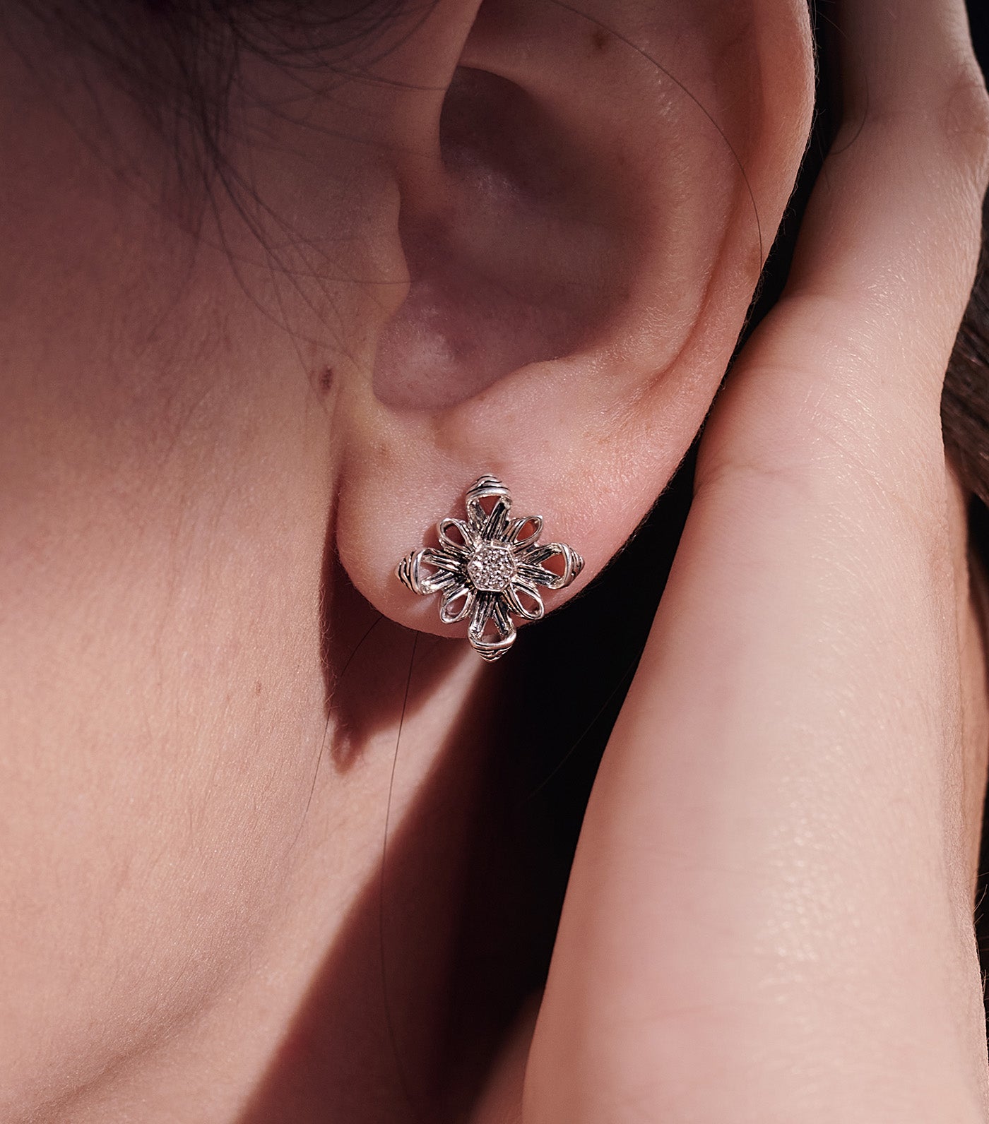 Canang Sari Stud Earring Sterling Silver with 0.05ct DIamonds