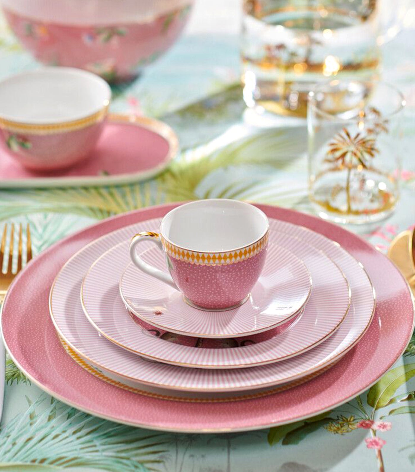Pip Studio La Majorelle Pink Collection
