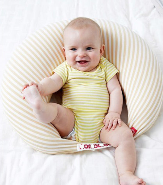 mamaway hypoallergenic breastfeeding pillow