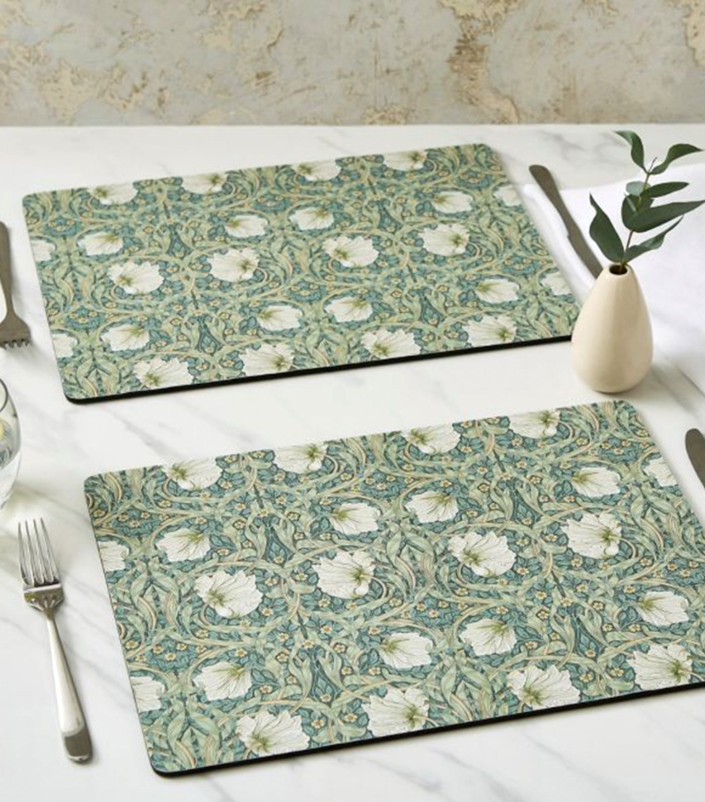 Pimpernel Morris & Co. Placemats and Chargers Collection