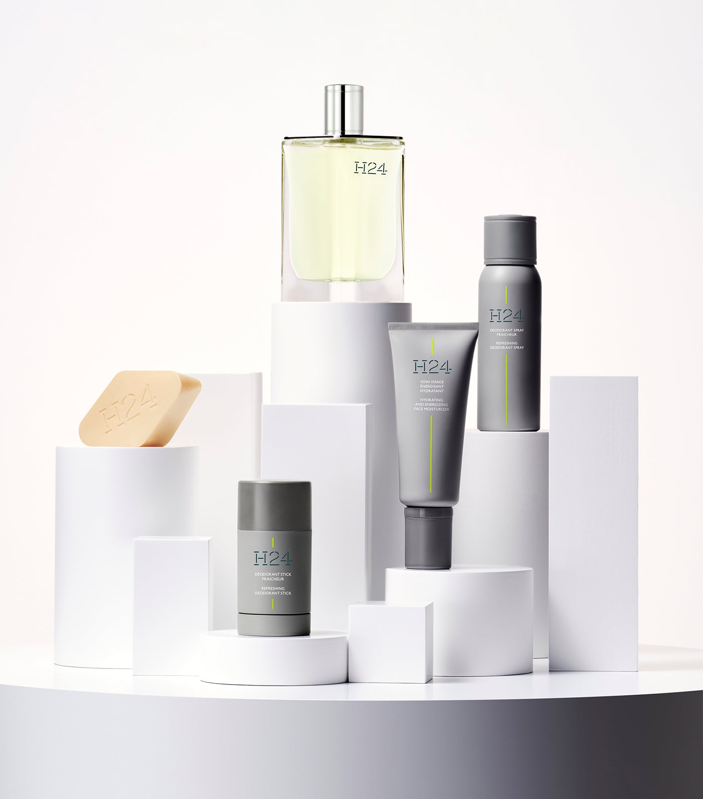 H24, refreshing spray deodorant 150ml