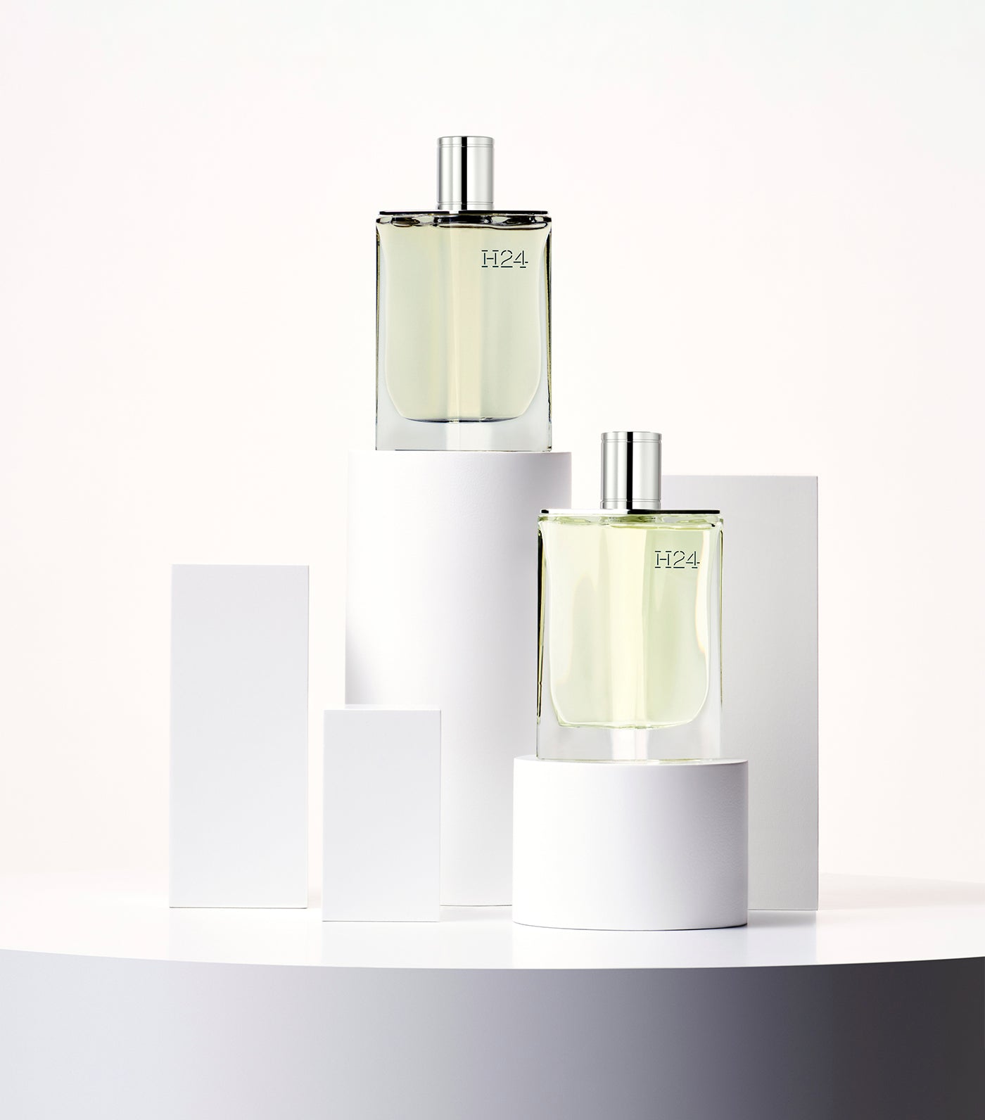 H24, refreshing spray deodorant 150ml