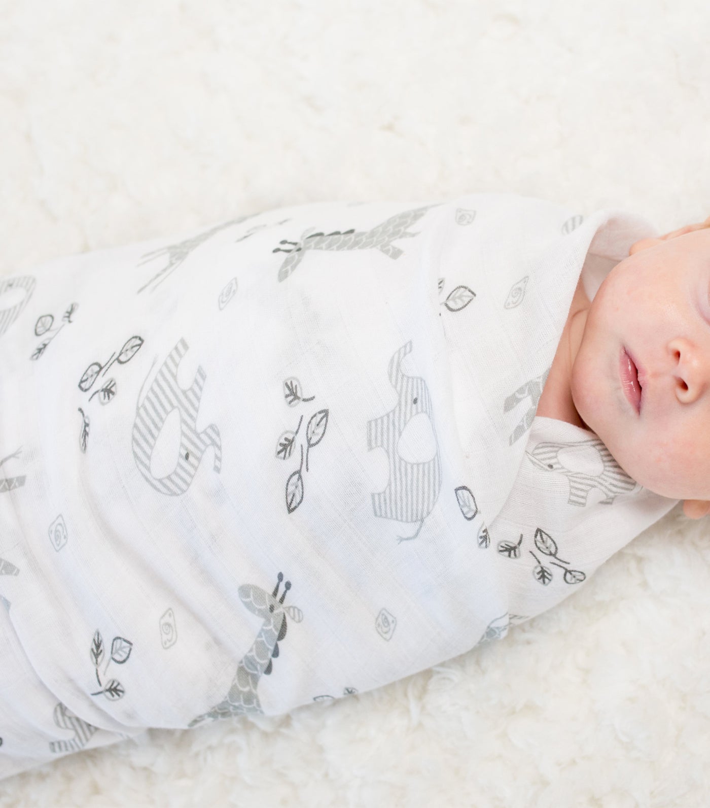 lulujo cotton muslin swaddling blanket (single) - afrique