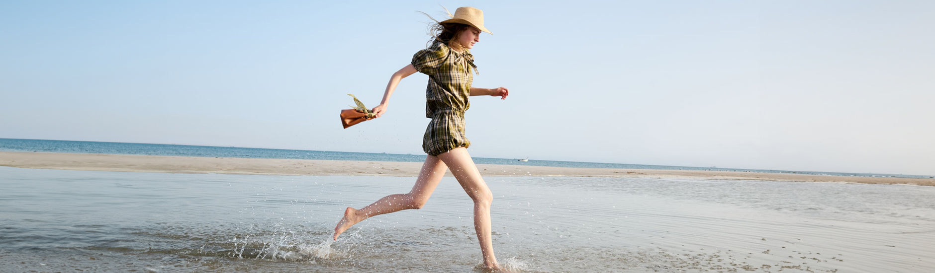 Catch the Parisian Wave