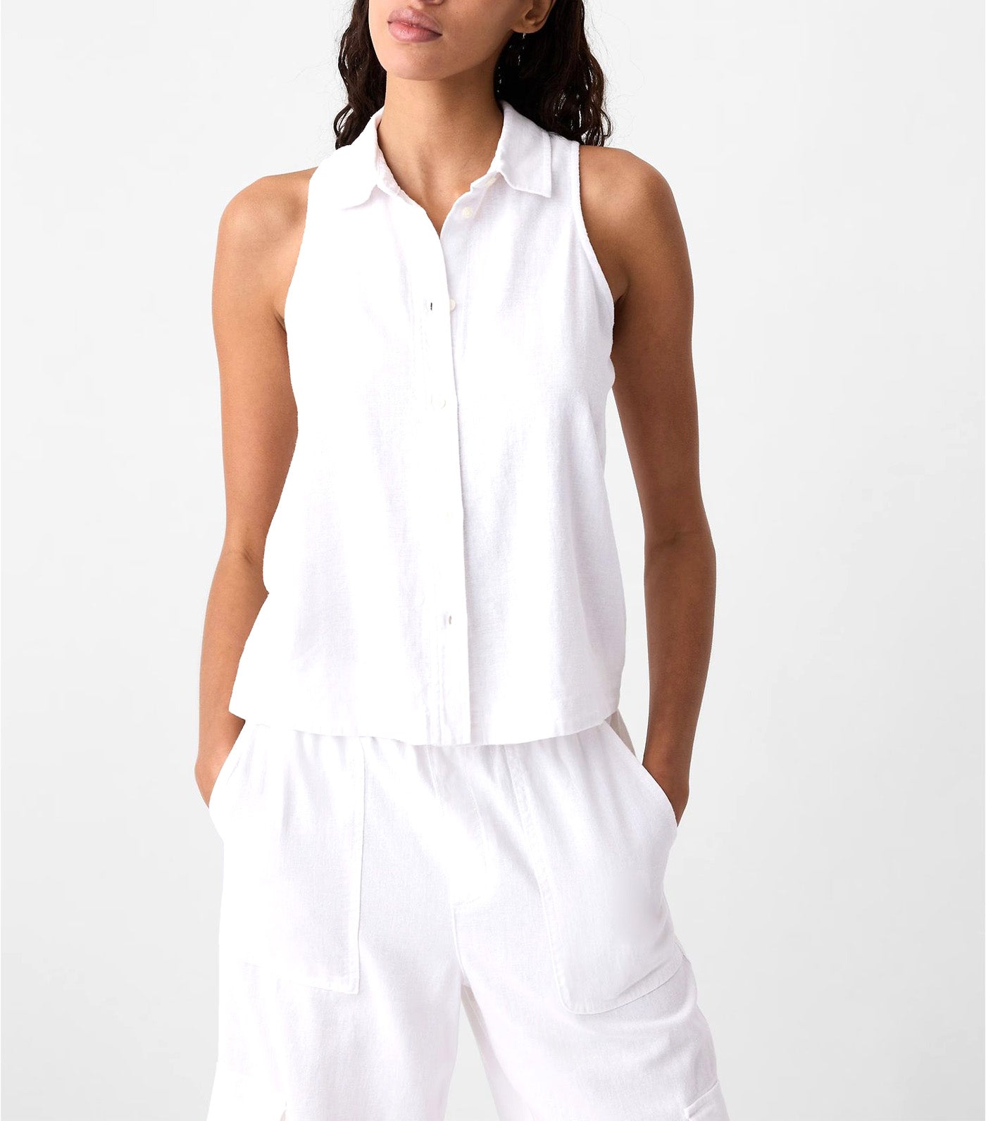 Sleeveless Linen-Blend Cropped Shirt Optic White