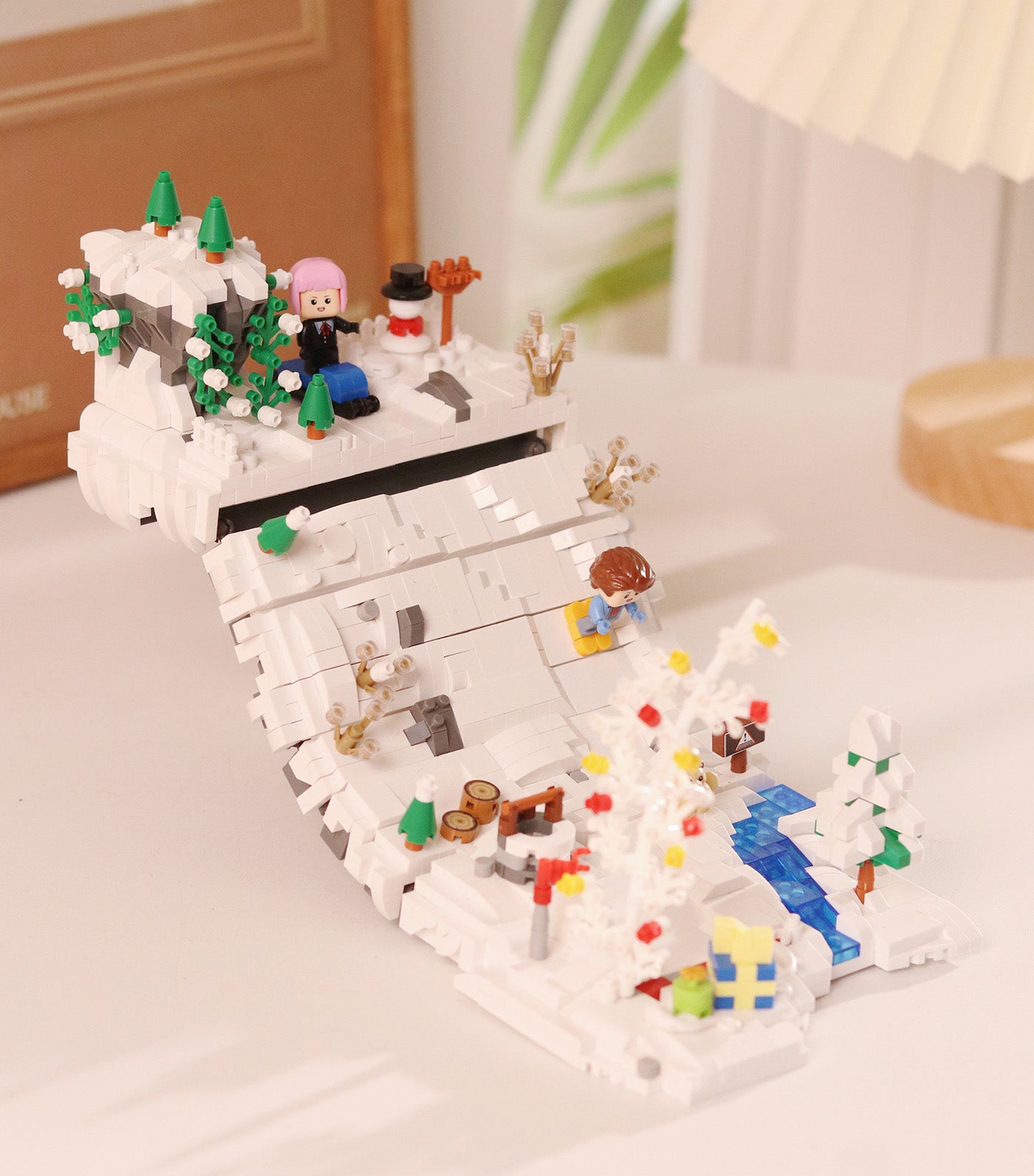 1543-Piece Skiing Kids Building Bricks Toy