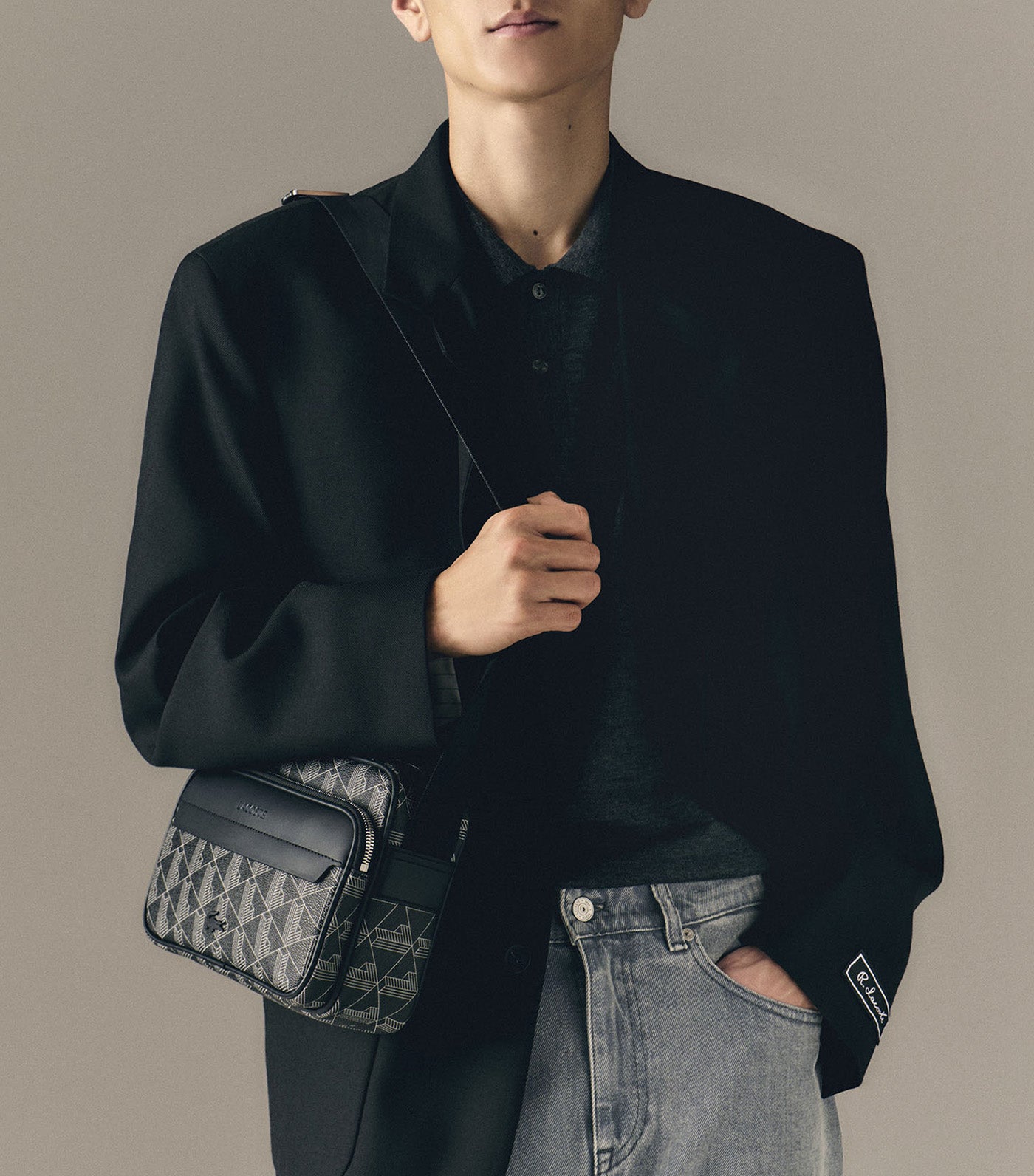 The Blend Shoulder Bag Monogram Noir Gris