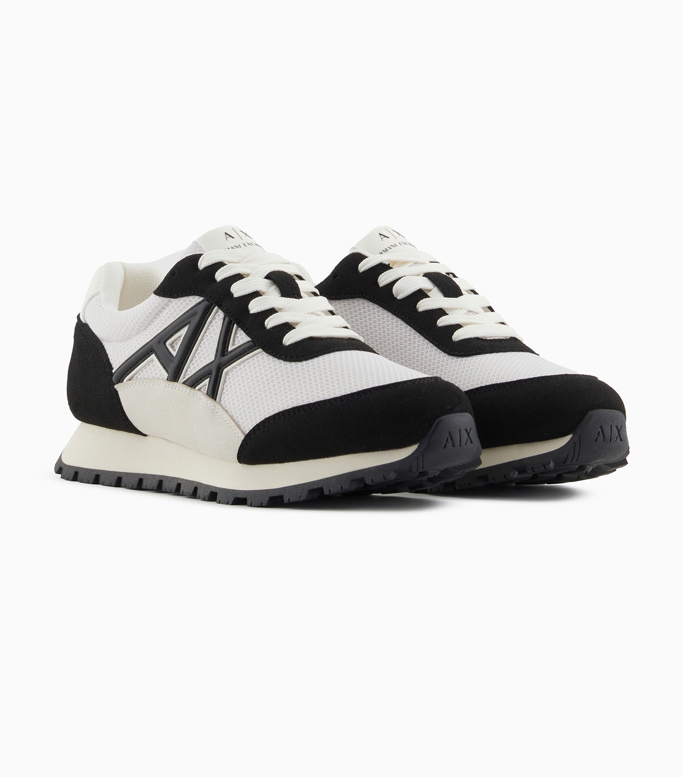 Sneakers with Contrasting Logo Off White/Black