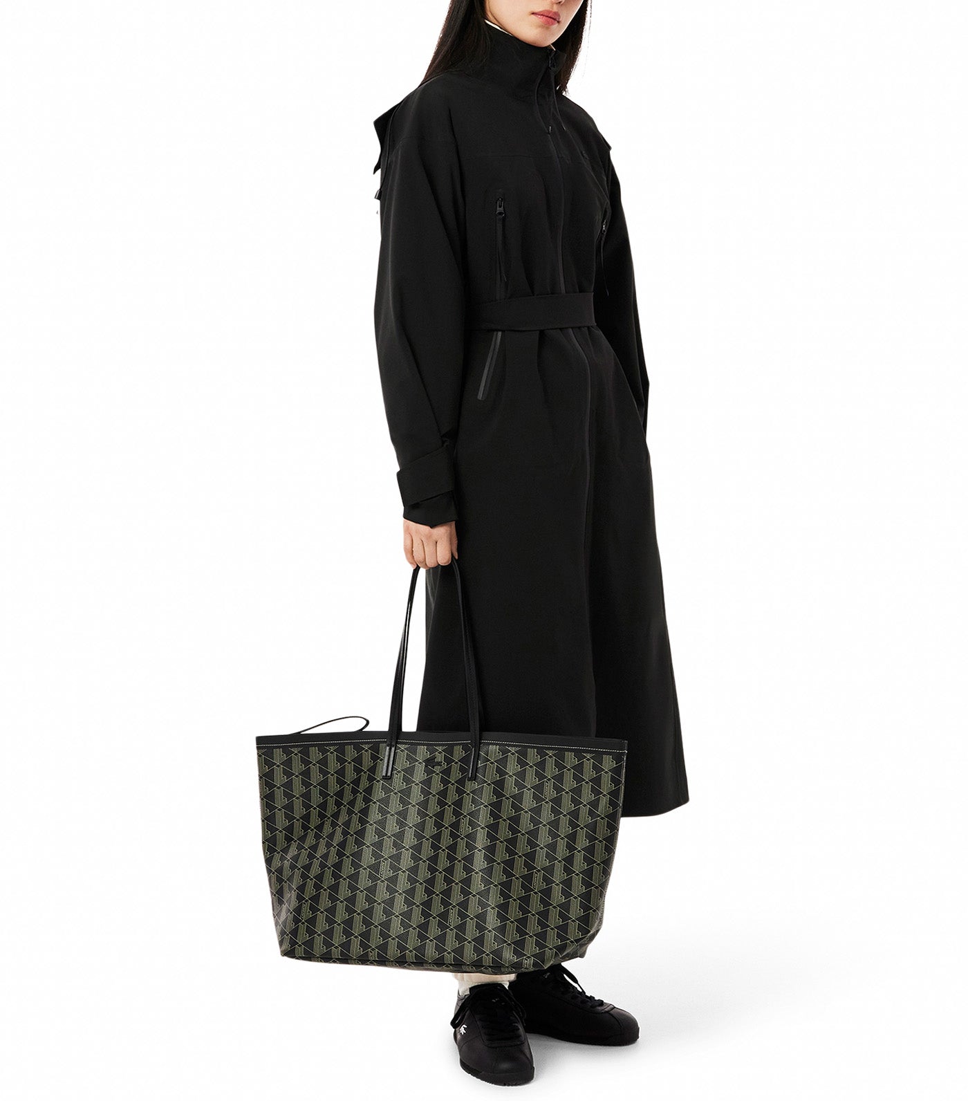 XXL Zely Grained Tote with Pouch