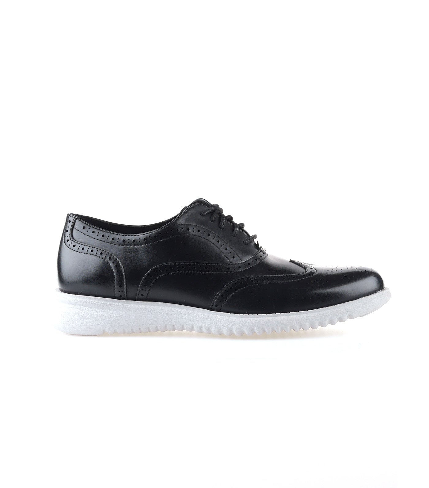 Nio Wing Oxford