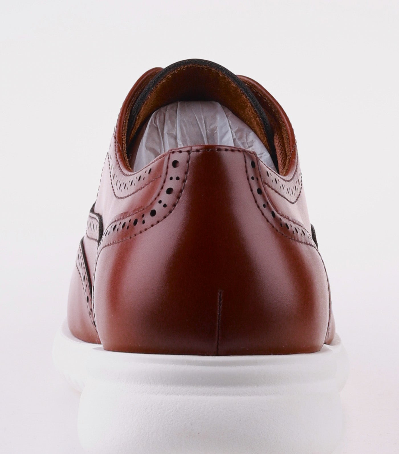 Nio Wing Oxford